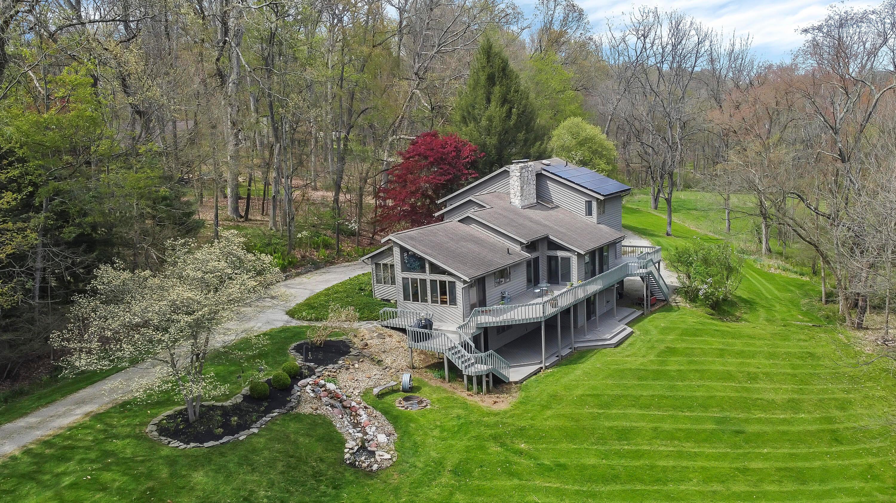 305 E Woodside Drive Gambier OH 43022