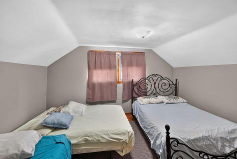 11 E Mound Street Fredericktown OH 43019