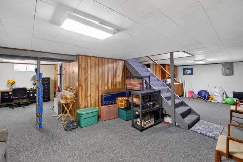 11 E Mound Street Fredericktown OH 43019