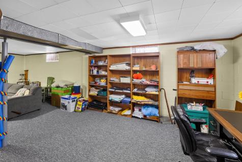 11 E Mound Street Fredericktown OH 43019