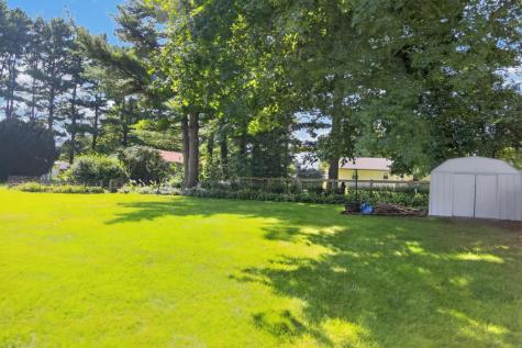 11 E Mound Street Fredericktown OH 43019