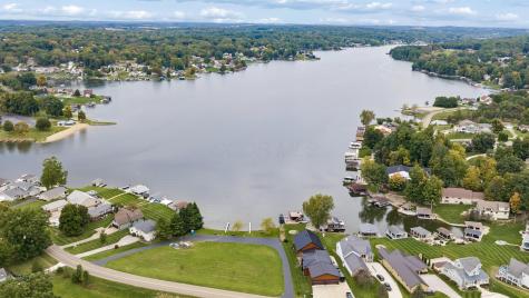 714 Crestrose Drive Howard OH 43028