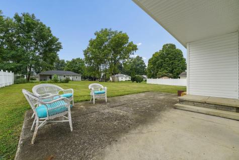 26 Mermary Drive Fredericktown OH 43019