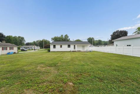 26 Mermary Drive Fredericktown OH 43019