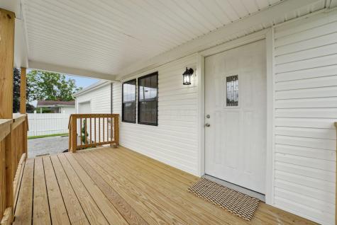 26 Mermary Drive Fredericktown OH 43019