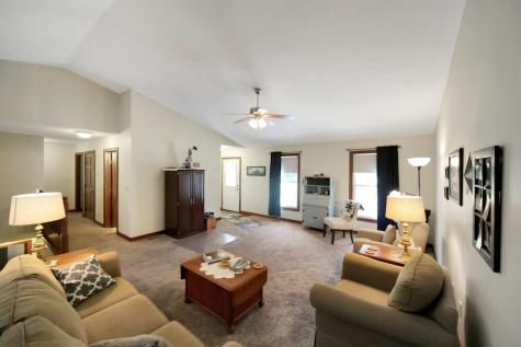 561 Glenmonte Drive Howard OH 43028