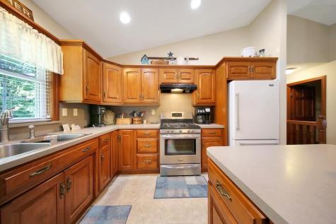 561 Glenmonte Drive Howard OH 43028