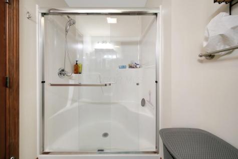 561 Glenmonte Drive Howard OH 43028