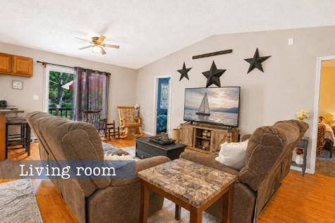 218 Woodlawn Circle Howard OH 43028