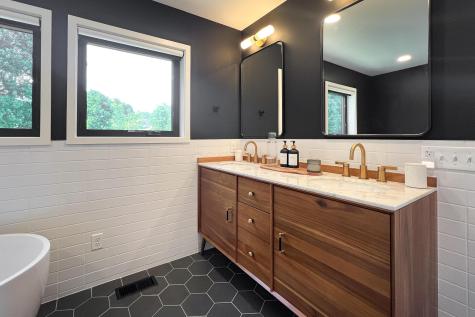 479 Baldwin Drive Howard OH 43028