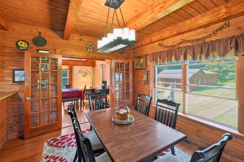 19697 Knox Lake Road Fredericktown OH 43019