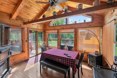19697 Knox Lake Road Fredericktown OH 43019