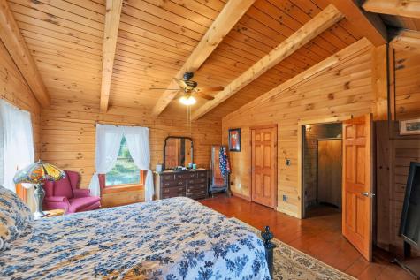 19697 Knox Lake Road Fredericktown OH 43019