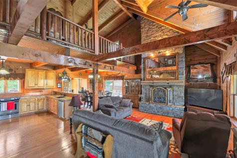 19697 Knox Lake Road Fredericktown OH 43019