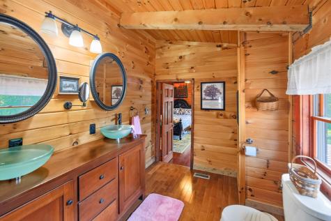 19697 Knox Lake Road Fredericktown OH 43019