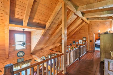 19697 Knox Lake Road Fredericktown OH 43019