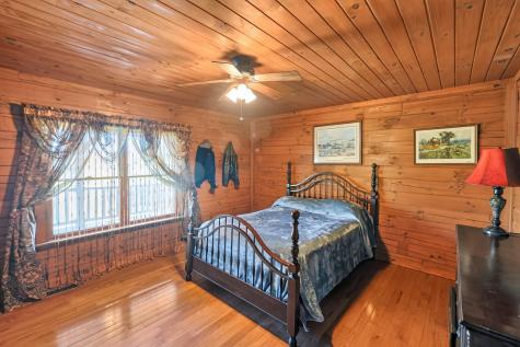 19697 Knox Lake Road Fredericktown OH 43019