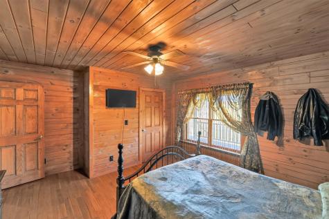 19697 Knox Lake Road Fredericktown OH 43019