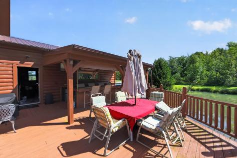 19697 Knox Lake Road Fredericktown OH 43019