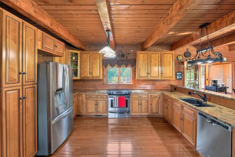 19697 Knox Lake Road Fredericktown OH 43019