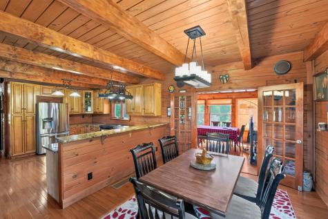 19697 Knox Lake Road Fredericktown OH 43019