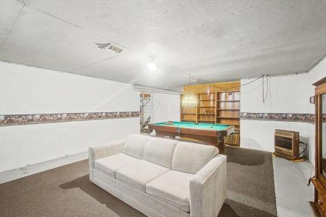 83 Mount Vernon Avenue Fredericktown OH 43019