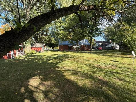 83 Mount Vernon Avenue Fredericktown OH 43019