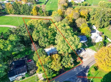 83 Mount Vernon Avenue Fredericktown OH 43019