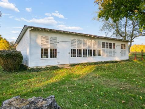 8040 Thayer Road Mount Vernon OH 43050