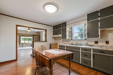 703 Grove Avenue Galion OH 44833