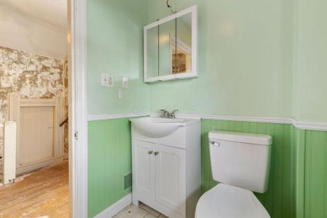 703 Grove Avenue Galion OH 44833