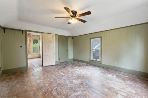 703 Grove Avenue Galion OH 44833