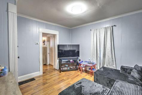 160 N Clayton Street Centerburg OH 43011