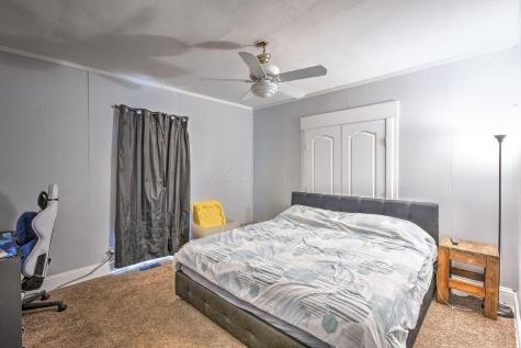 160 N Clayton Street Centerburg OH 43011