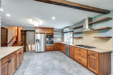 18080 Woodview Lane Fredericktown OH 43019