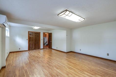18080 Woodview Lane Fredericktown OH 43019