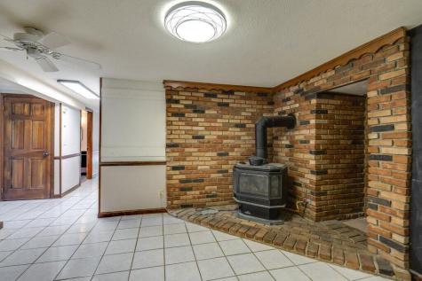 18080 Woodview Lane Fredericktown OH 43019