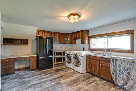 18080 Woodview Lane Fredericktown OH 43019