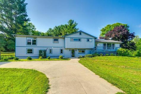18080 Woodview Lane Fredericktown OH 43019