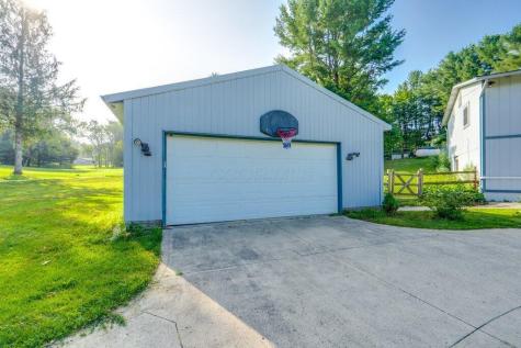 18080 Woodview Lane Fredericktown OH 43019