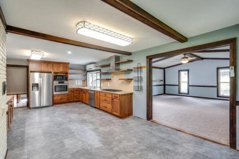 18080 Woodview Lane Fredericktown OH 43019