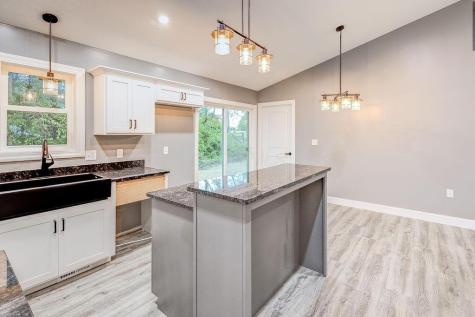 228 E Walnut Street Extension Danville OH 43014