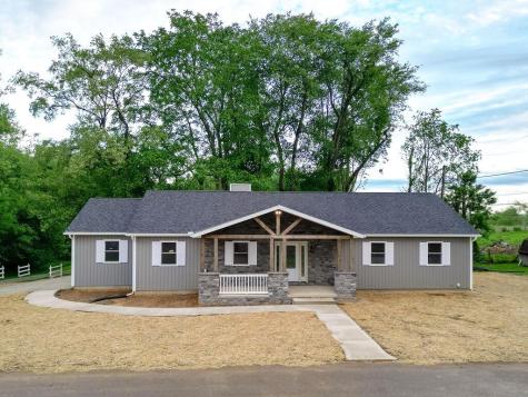 228 E Walnut Street Extension Danville OH 43014