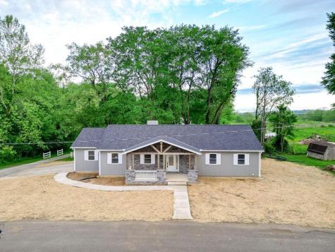 228 E Walnut Street Extension Danville OH 43014