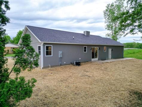 228 E Walnut Street Extension Danville OH 43014