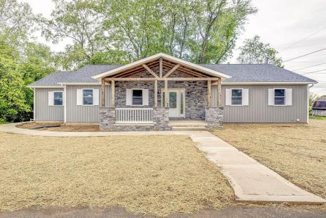 228 E Walnut Street Extension Danville OH 43014