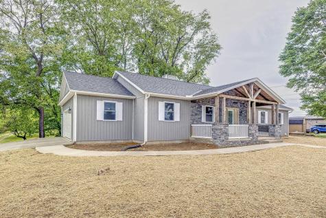 228 E Walnut Street Extension Danville OH 43014