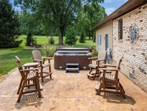 10750 Springwater Drive Mount Vernon OH 43050