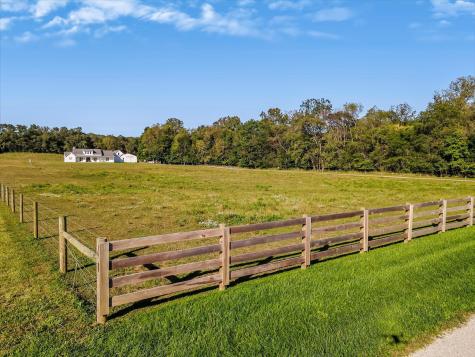 6931 Ginger Hill Road Utica OH 43080