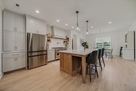 6931 Ginger Hill Road Utica OH 43080